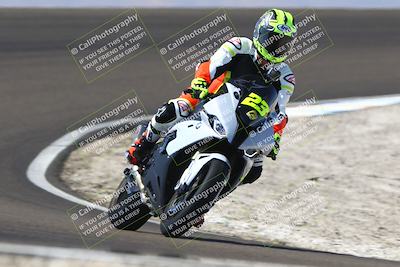 media/Sep-21-2025-TrackDaz (Sun) [[277c75b276]]/C Group/1240pm (Turn 2)/